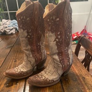 Corral cowboy boots
